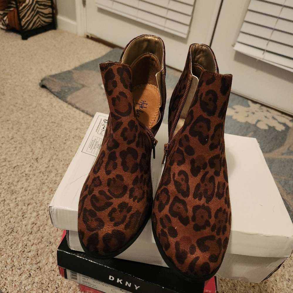 Booties - Picture 3 of 3